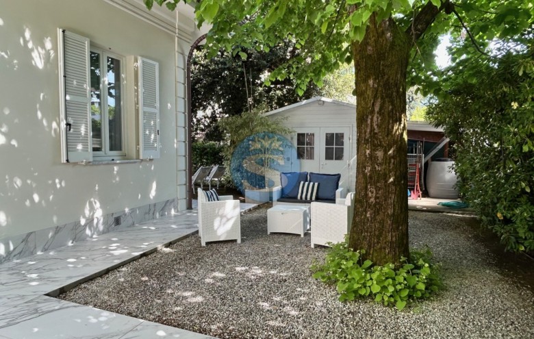 Villa singola in vendita a Pietrasanta