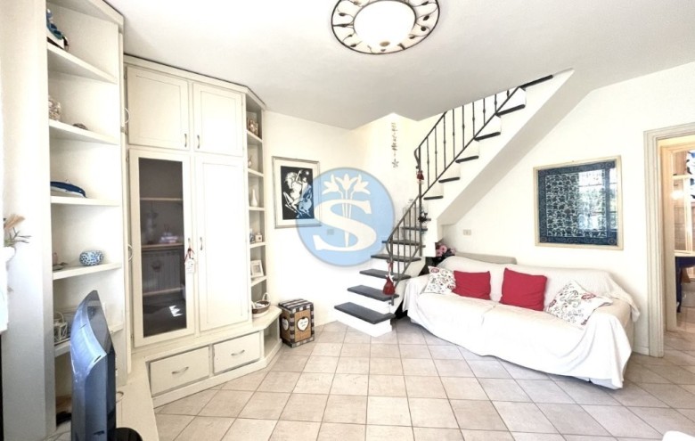 Bifamiliare in vendita a Pietrasanta