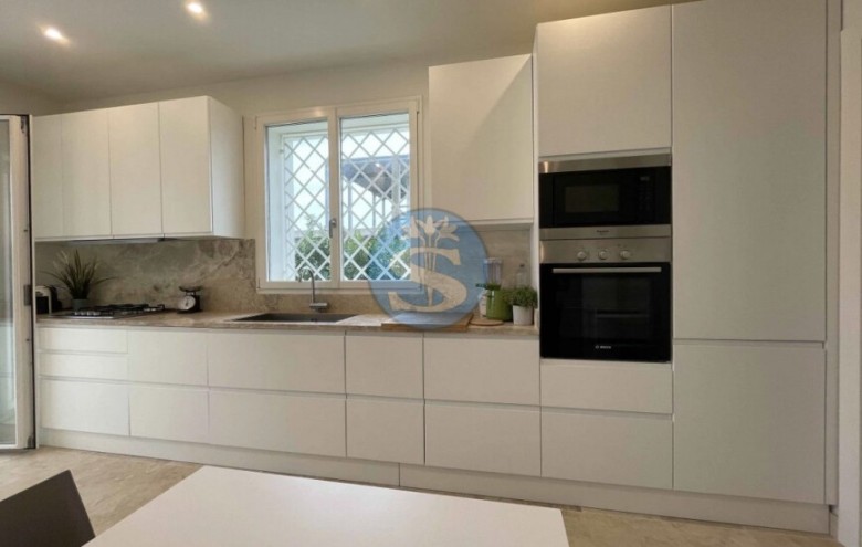 Villa singola in vendita a Pietrasanta