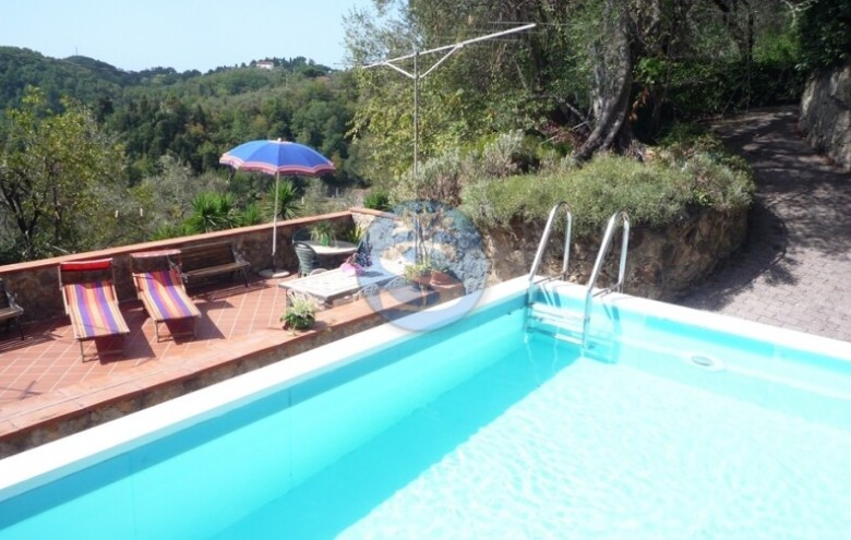 Rustico in vendita a Camaiore