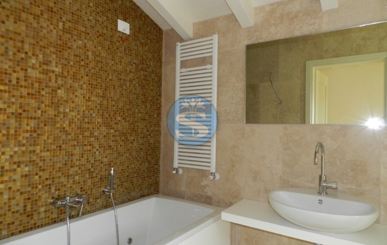 Villa singola in vendita a Pietrasanta