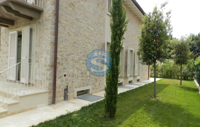 Villa singola in vendita a Pietrasanta