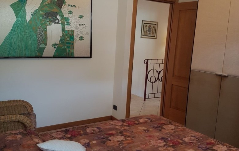 Terratetto in vendita a Massa