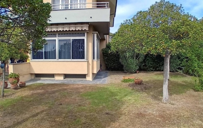 Bifamiliare in vendita a Pietrasanta