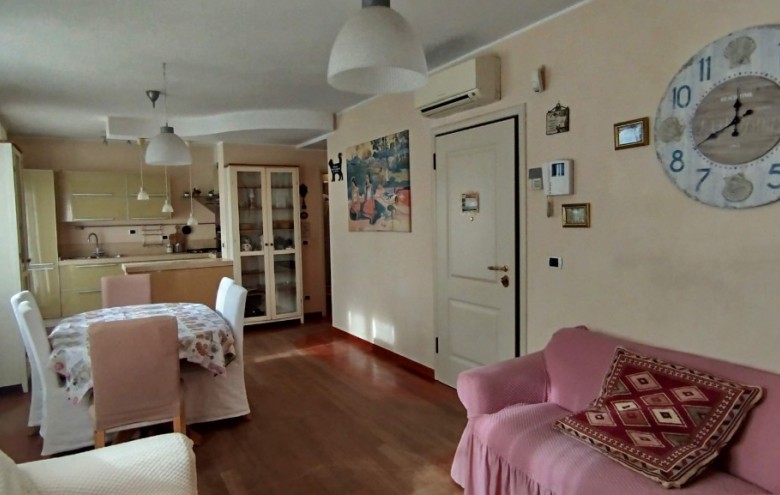 Appartamento in vendita a Viareggio