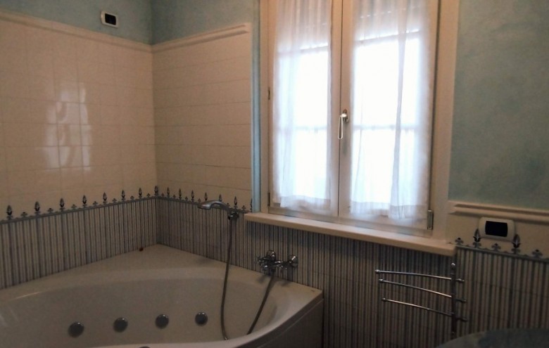 Appartamento in vendita a Viareggio