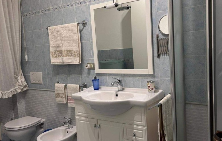 Appartamento in vendita a Viareggio