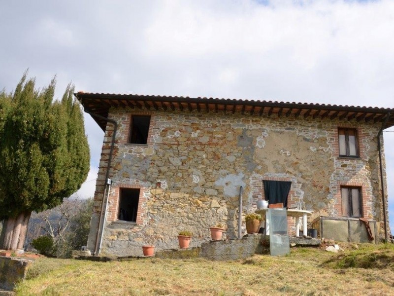 Villa singola in vendita a Camaiore