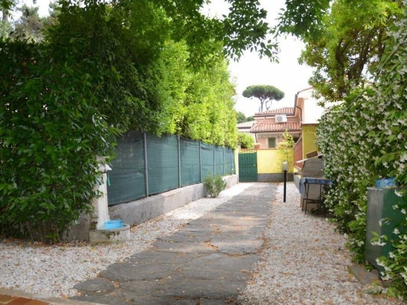 Porzione di casa in vendita a Pietrasanta
