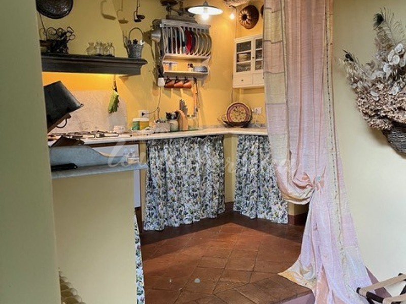 Rustico in vendita a Camaiore