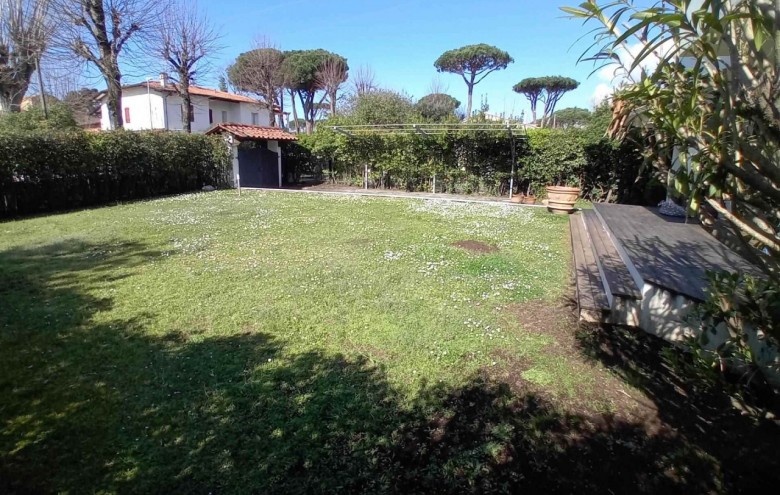 Bifamiliare in vendita a Forte dei Marmi