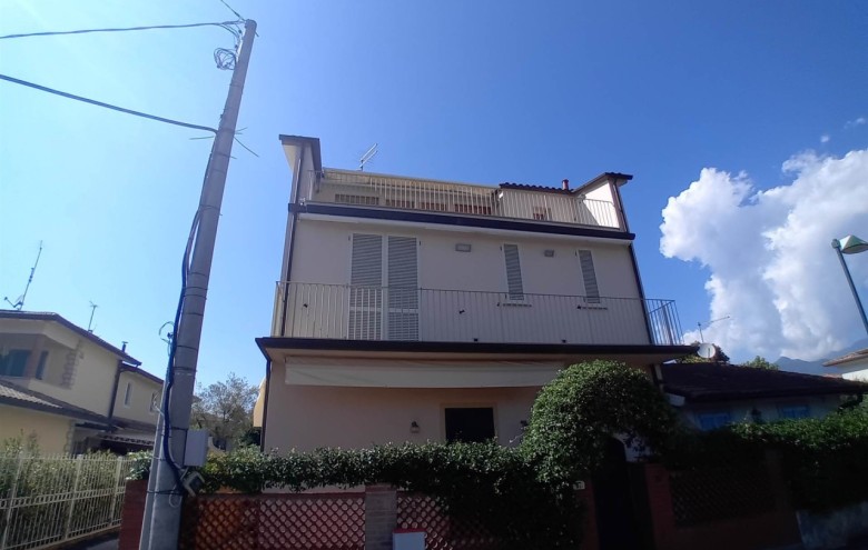 Attico in vendita a Forte dei Marmi