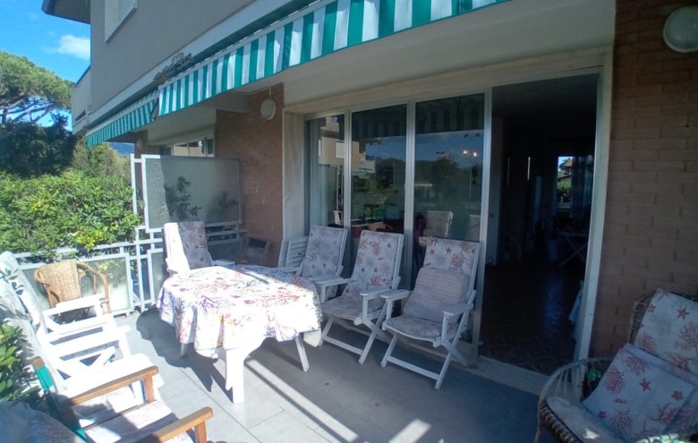 Villetta a schiera in vendita a Montignoso