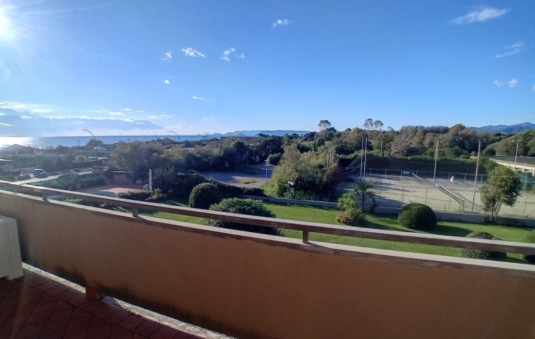 Villetta a schiera in vendita a Montignoso