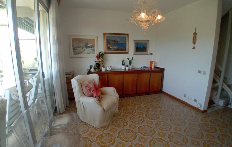 Villetta a schiera in vendita a Montignoso