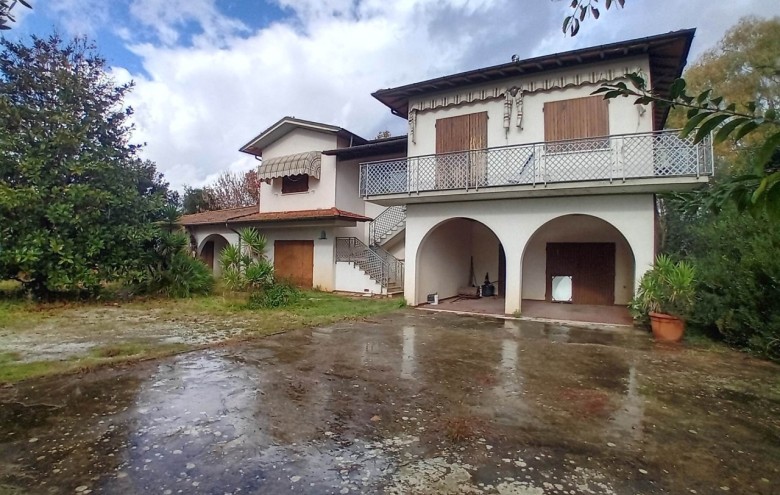 Rustico in vendita a Pietrasanta