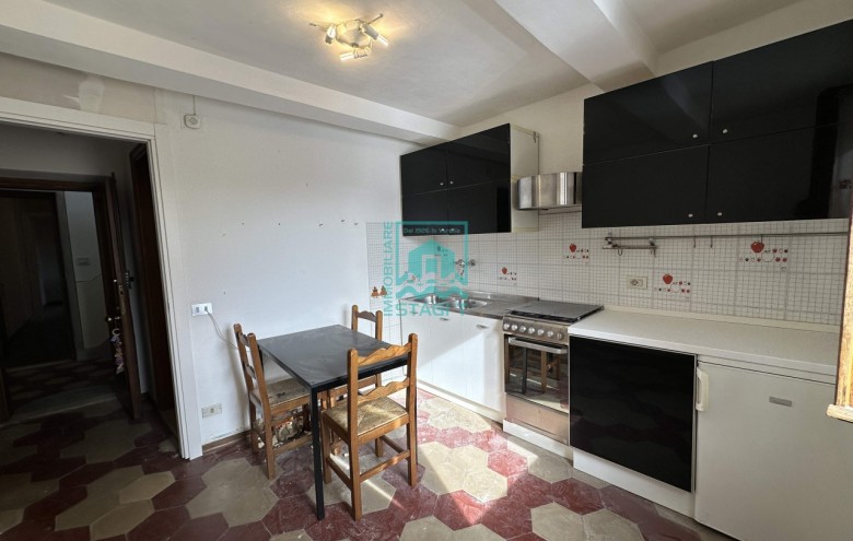 Appartamento in vendita a Camaiore