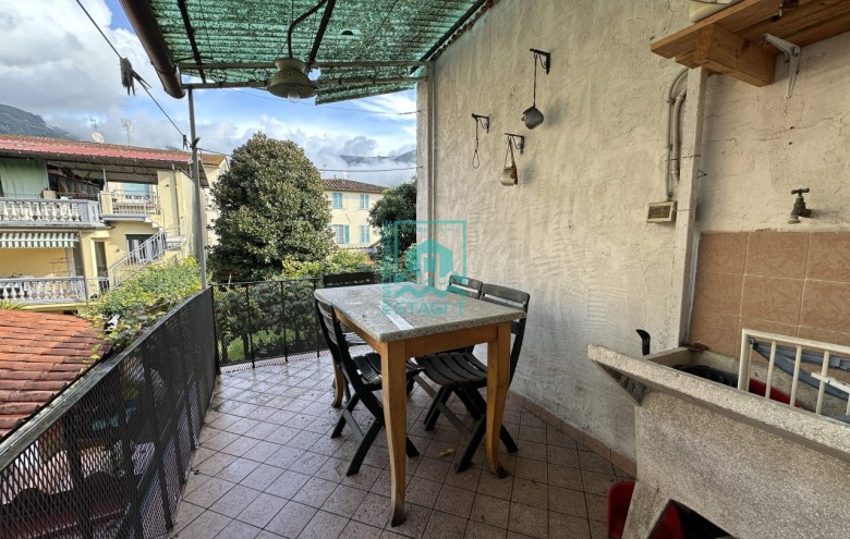 Appartamento in vendita a Camaiore