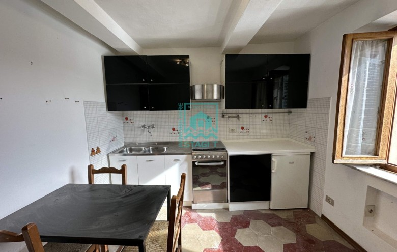 Appartamento in vendita a Camaiore