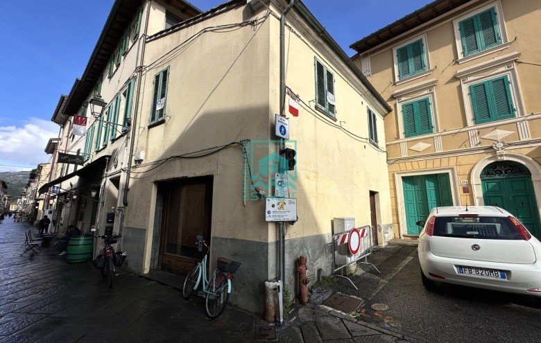 Appartamento in vendita a Camaiore