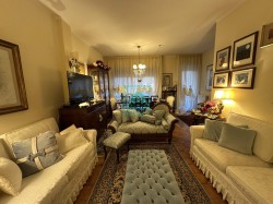 pano-di-mommio-appartamento-piano-secondo-con-mansarda-indipendente-terrazza-e-garag