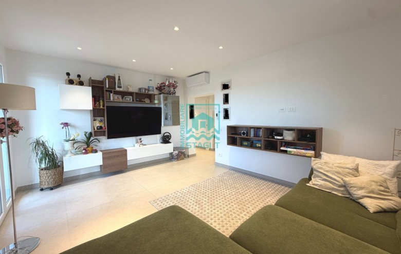 Appartamento in vendita a Camaiore