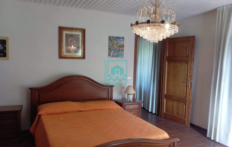 Bifamiliare in vendita a Massarosa