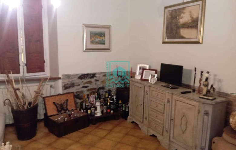 Bifamiliare in vendita a Massarosa