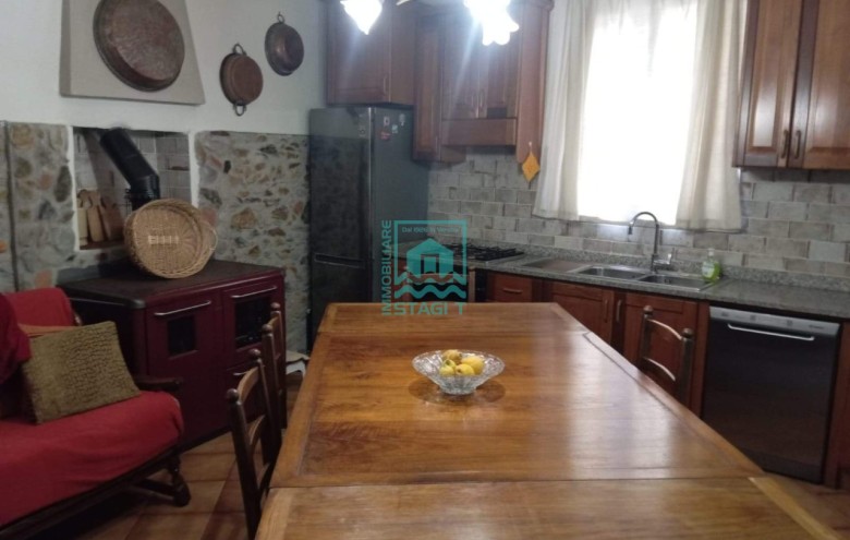 Bifamiliare in vendita a Massarosa