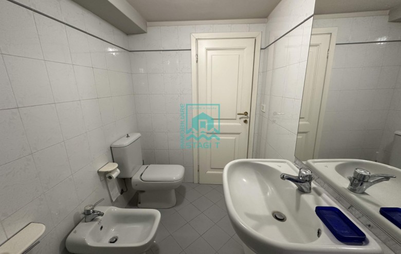 Bifamiliare in vendita a Camaiore