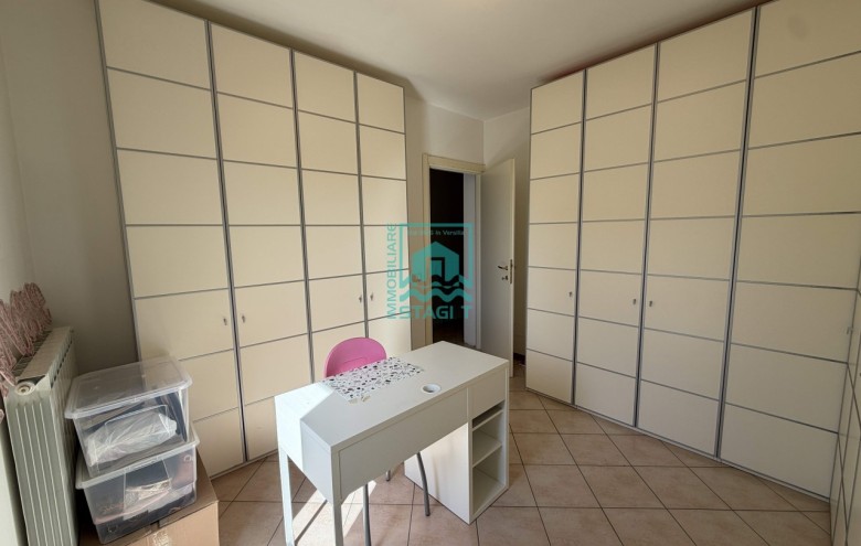 Bifamiliare in vendita a Camaiore