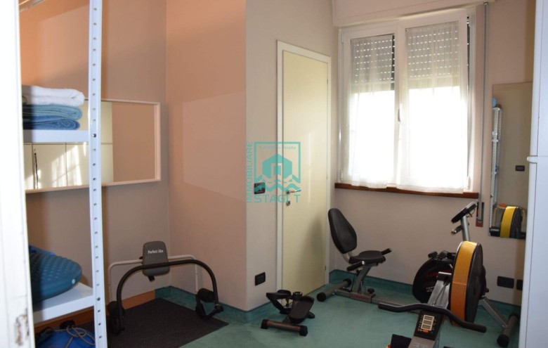 Bifamiliare in vendita a Camaiore