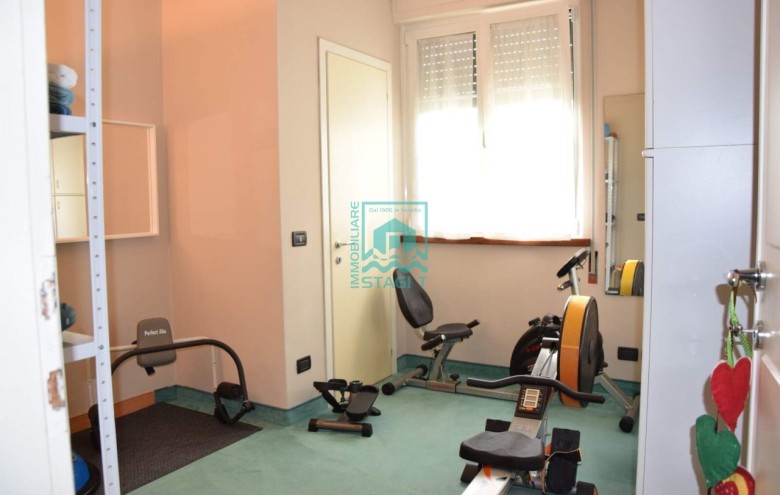 Bifamiliare in vendita a Camaiore