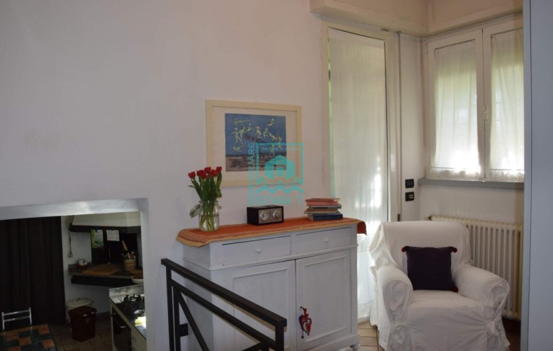 Bifamiliare in vendita a Camaiore