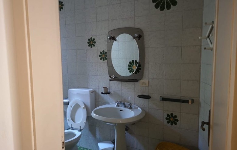 Bifamiliare in affitto a Massa