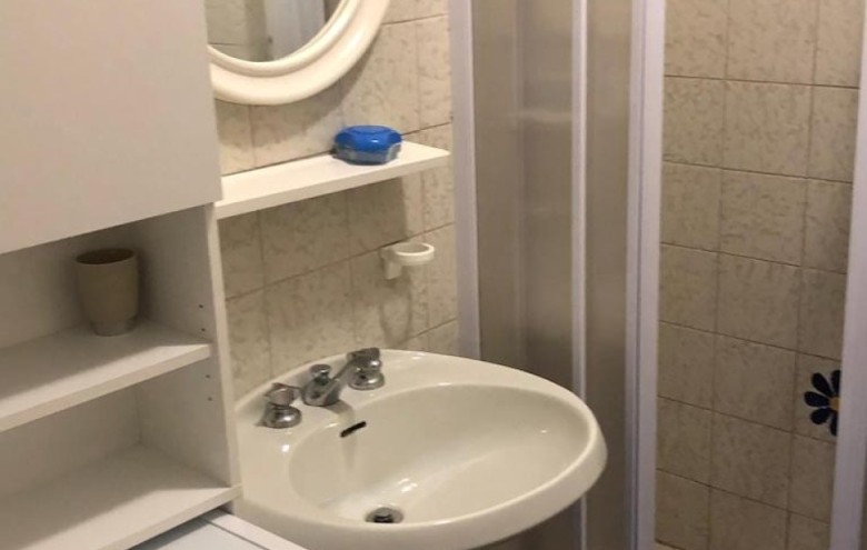 Bifamiliare in affitto a Massa