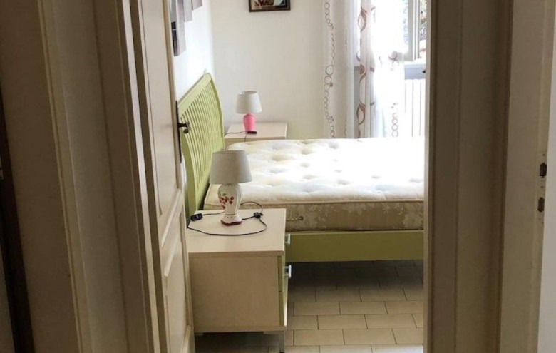 Bifamiliare in affitto a Massa