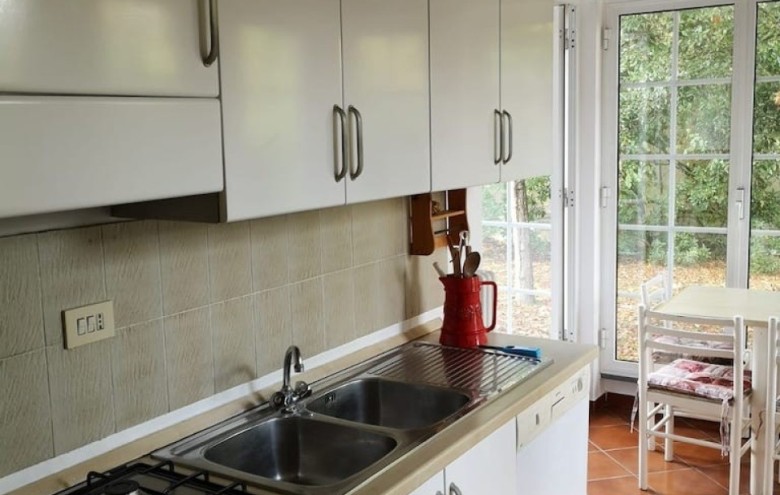 Bifamiliare in affitto a Massa