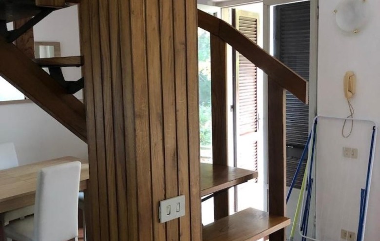 Bifamiliare in affitto a Massa