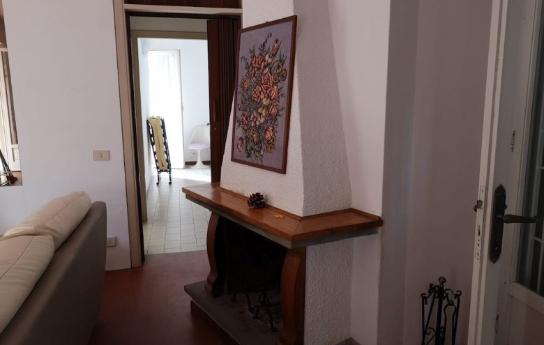 Bifamiliare in affitto a Massa