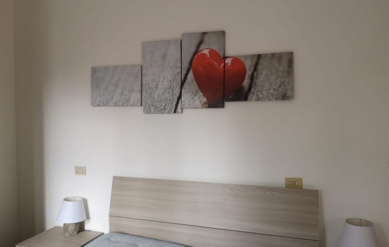 Bifamiliare in affitto a Massa