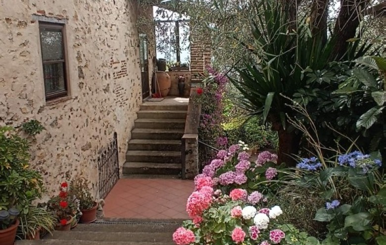 Rustico in vendita a Camaiore