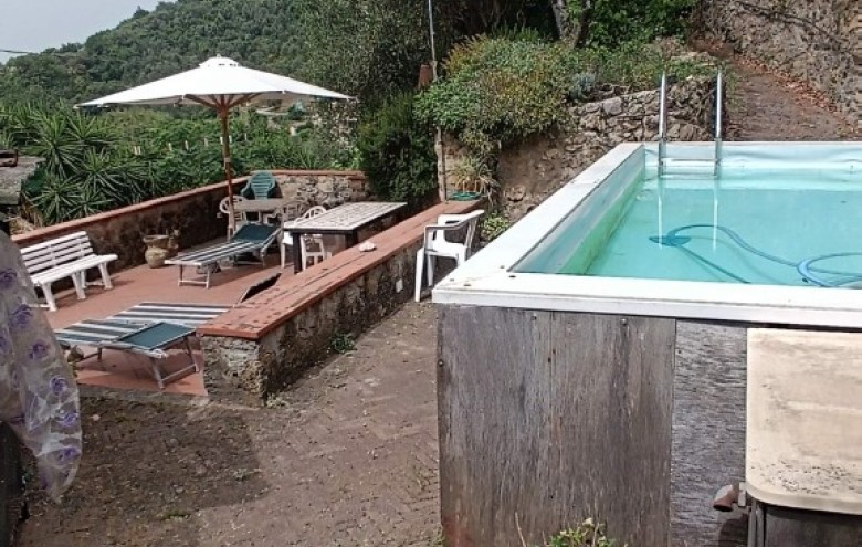 Rustico in vendita a Camaiore