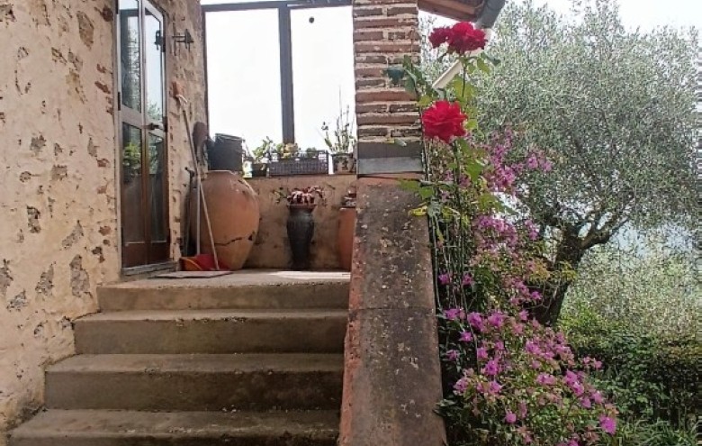 Rustico in vendita a Camaiore