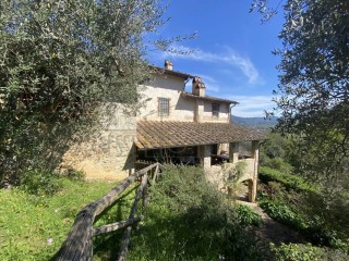 Rustico in vendita a Montebello
