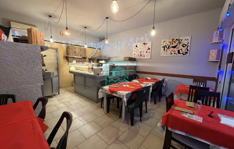 Attività Commerciale in vendita a Camaiore