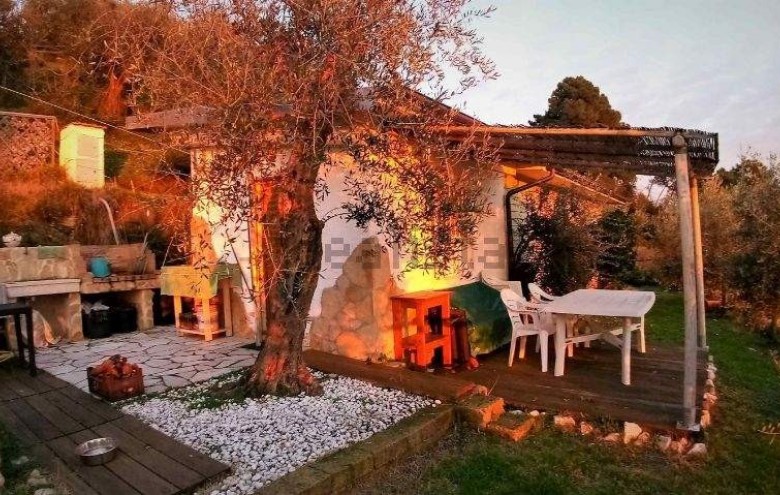 Rustico in vendita a Pietrasanta