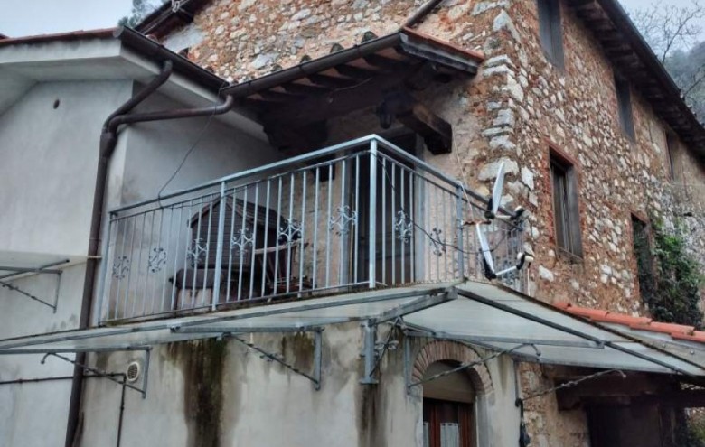 Rustico in vendita a Camaiore