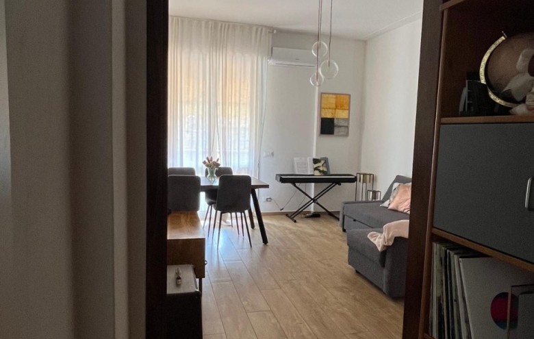 Appartamento in vendita a Viareggio