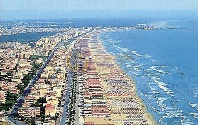 Appartamento in vendita a Viareggio